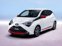 trekhaak kabelset toyota aygo 2014