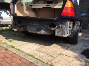 montage trekhaak bmw 3 serie achter bumper los maken